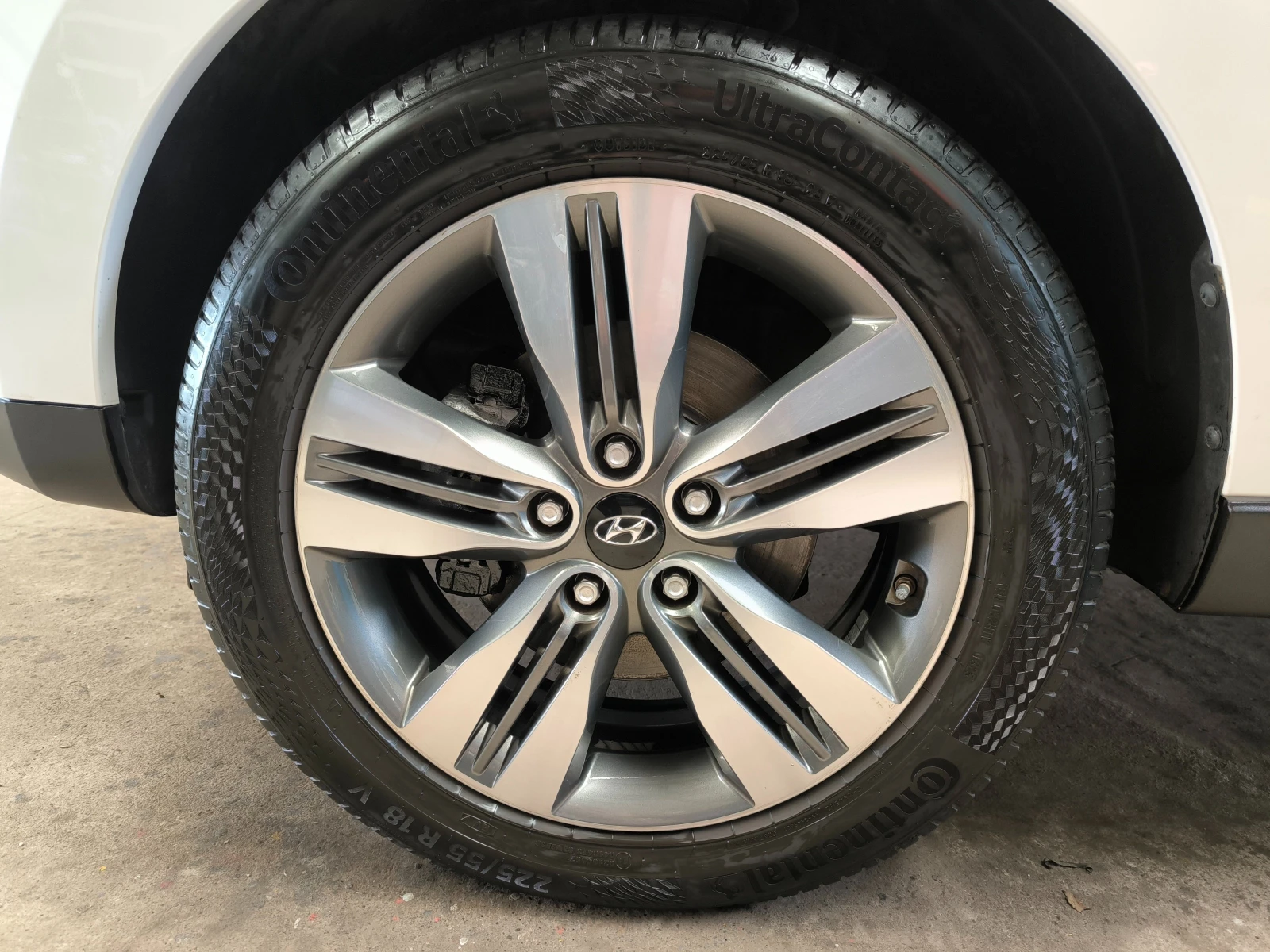 Hyundai IX35 2, 0-4Х4-6ск.КОЖА, НАВИ, ПАНОРАМА, LED, FACELIFT, , снимка 15 - Автомобили и джипове - 54170315