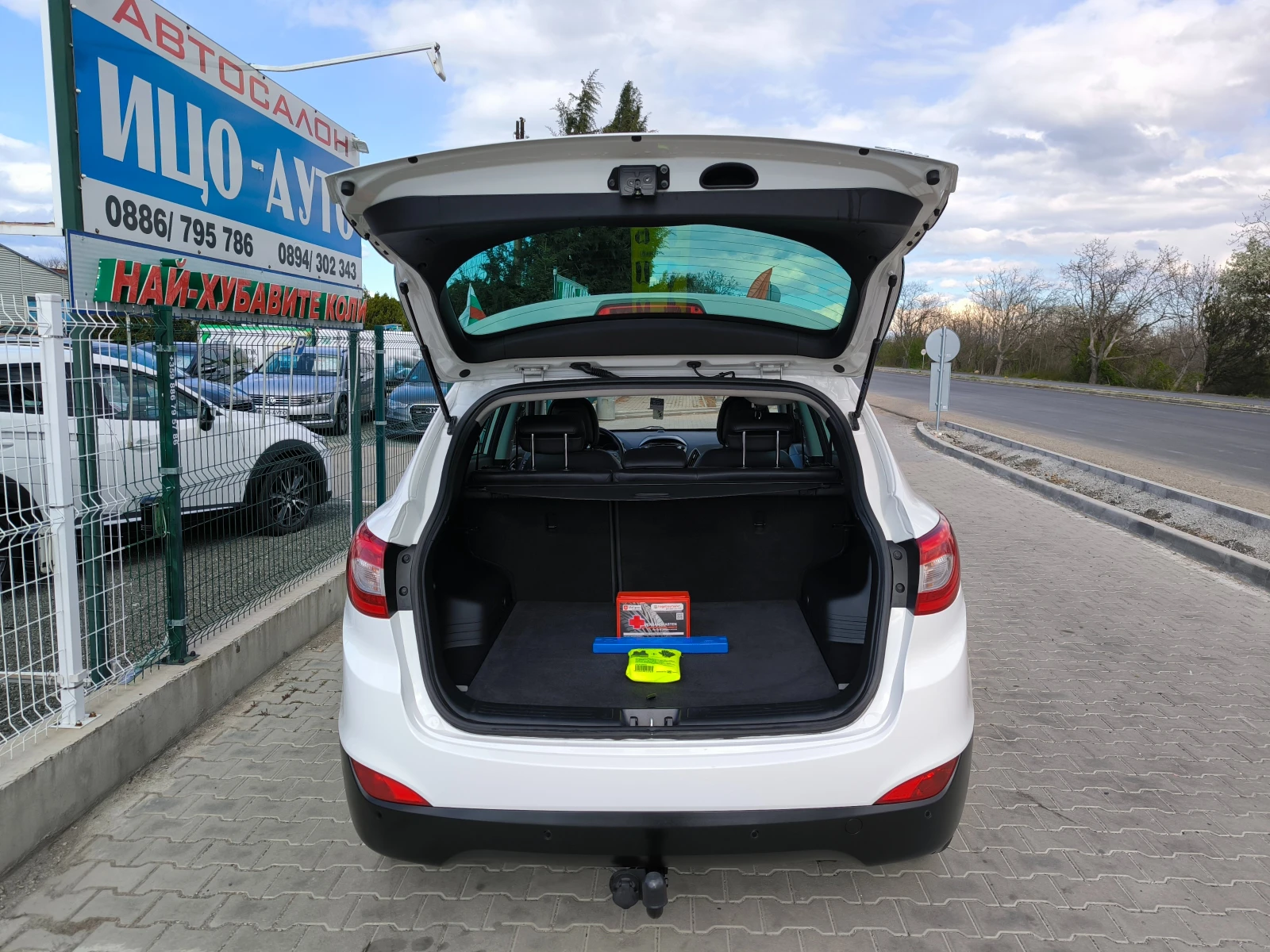 Hyundai IX35 2, 0-4Х4-6ск.КОЖА, НАВИ, ПАНОРАМА, LED, FACELIFT, , снимка 14 - Автомобили и джипове - 54170315