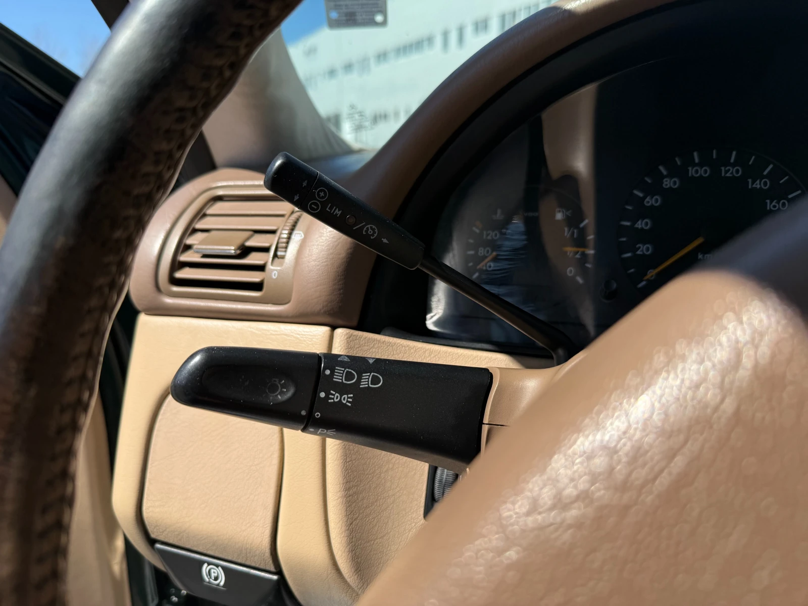 Mercedes-Benz ML 270 CDI, снимка 16 - Автомобили и джипове - 54187987