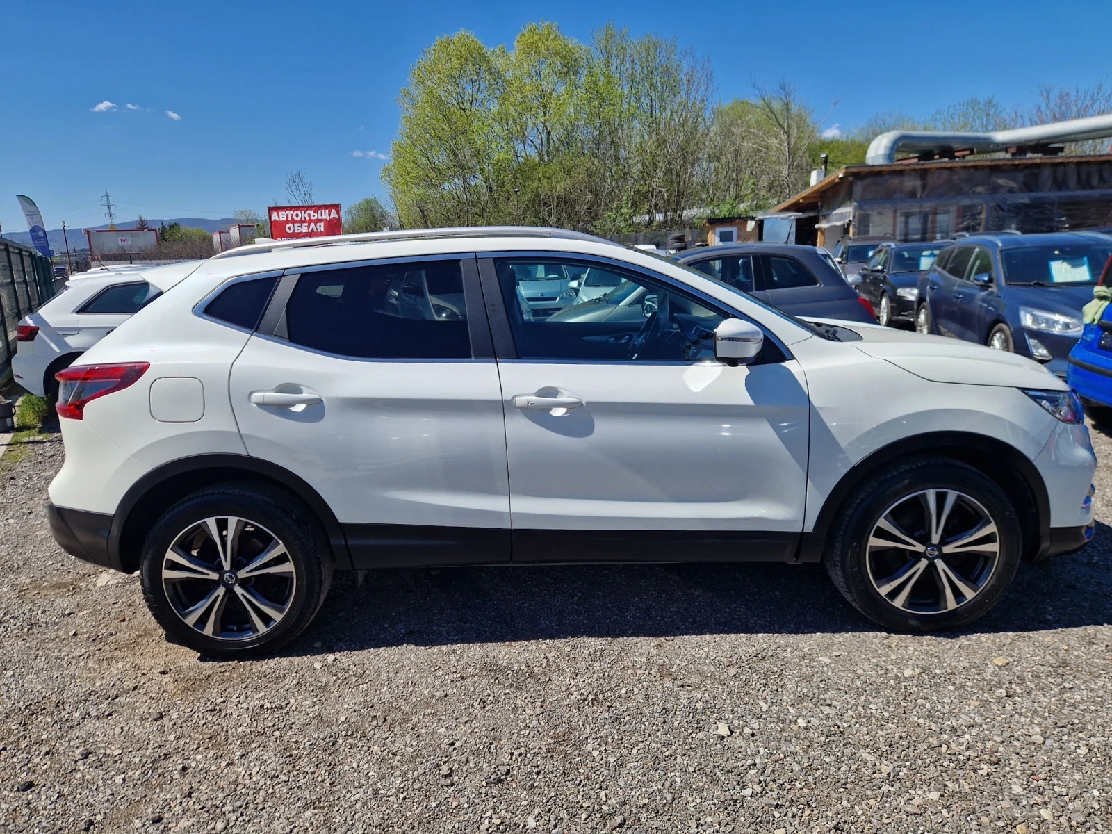 Nissan Qashqai 1.2i 16v 115HP.TEKNA ITALIA, снимка 6 - Автомобили и джипове - 54244462