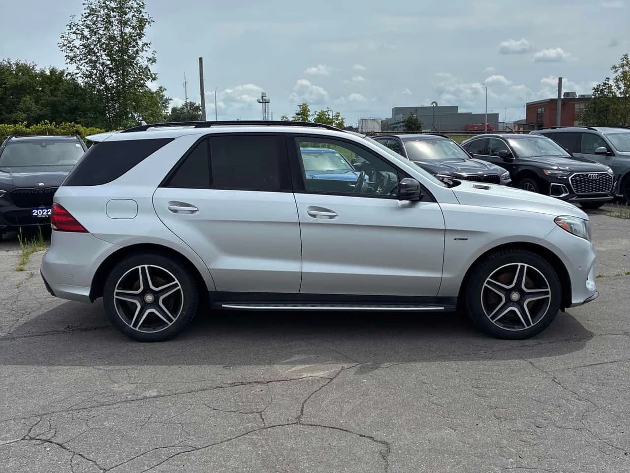 Mercedes-Benz GLE 450 AMG 4MATIC* HARMAN/KARDON* 360КАМЕРИ* , снимка 3 - Автомобили и джипове - 55618597