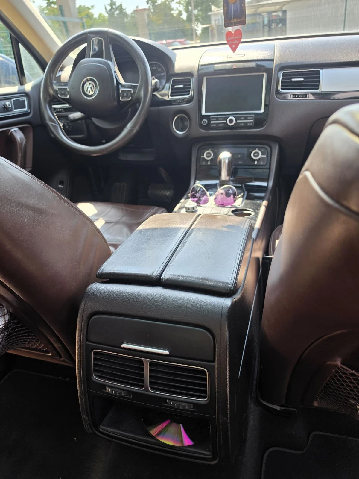 VW Touareg, снимка 6 - Автомобили и джипове - 55776599