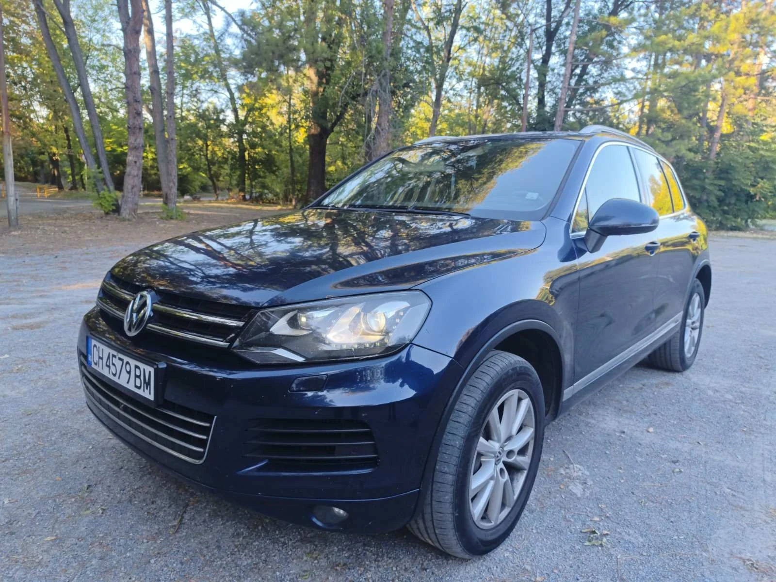 VW Touareg, снимка 2 - Автомобили и джипове - 55995353