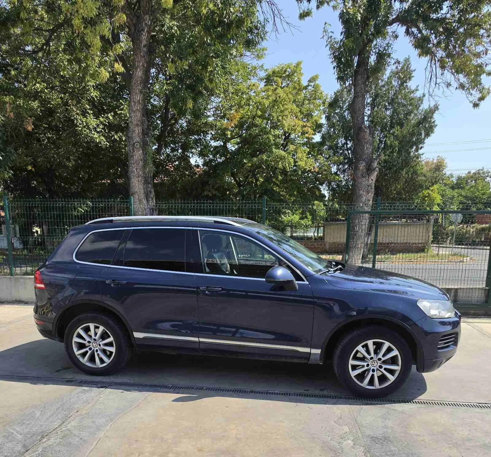 VW Touareg, снимка 4 - Автомобили и джипове - 55776599