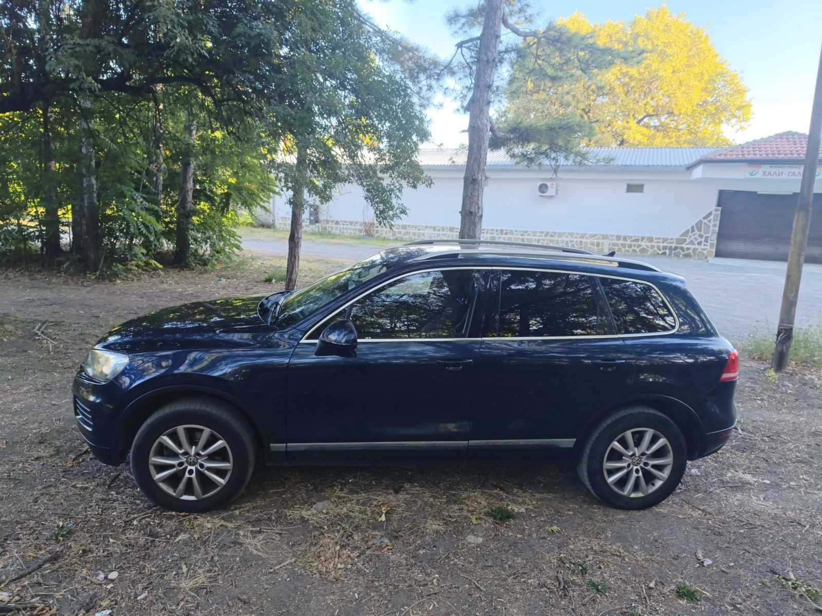 VW Touareg, снимка 5 - Автомобили и джипове - 55995353