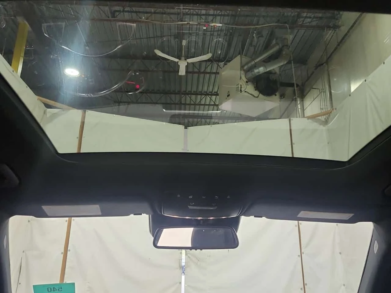 Mercedes-Benz GLC * 4matic Suv Amg 43 * CARFAX * , снимка 13 - Автомобили и джипове - 56300924