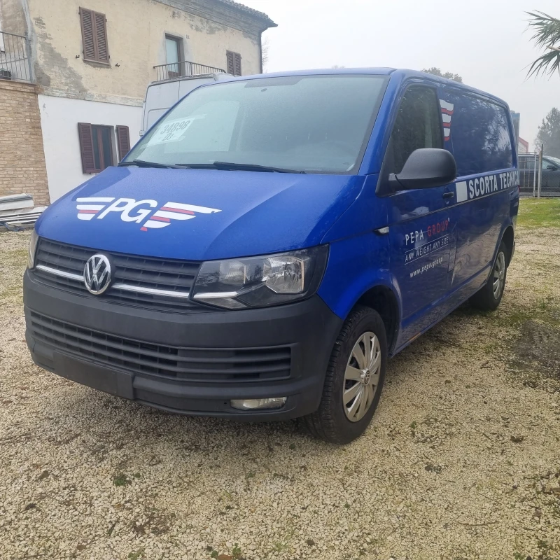 VW Transporter Автоматик 2.0TDi 150кс, снимка 3 - Бусове и автобуси - 48337631