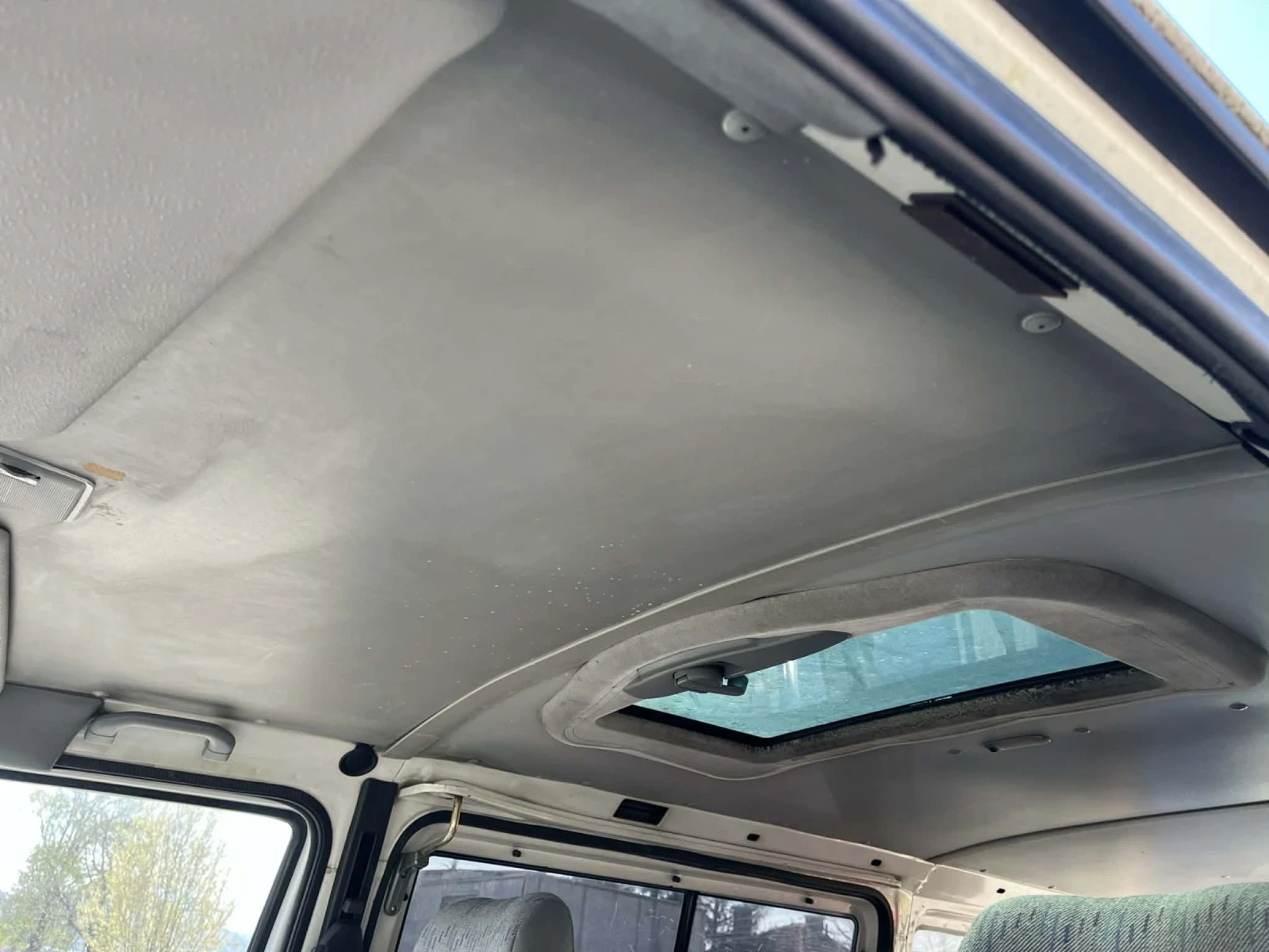 VW T4 2.4 D  1995г. Във много добро състояние. , снимка 7 - Бусове и автобуси - 54175007