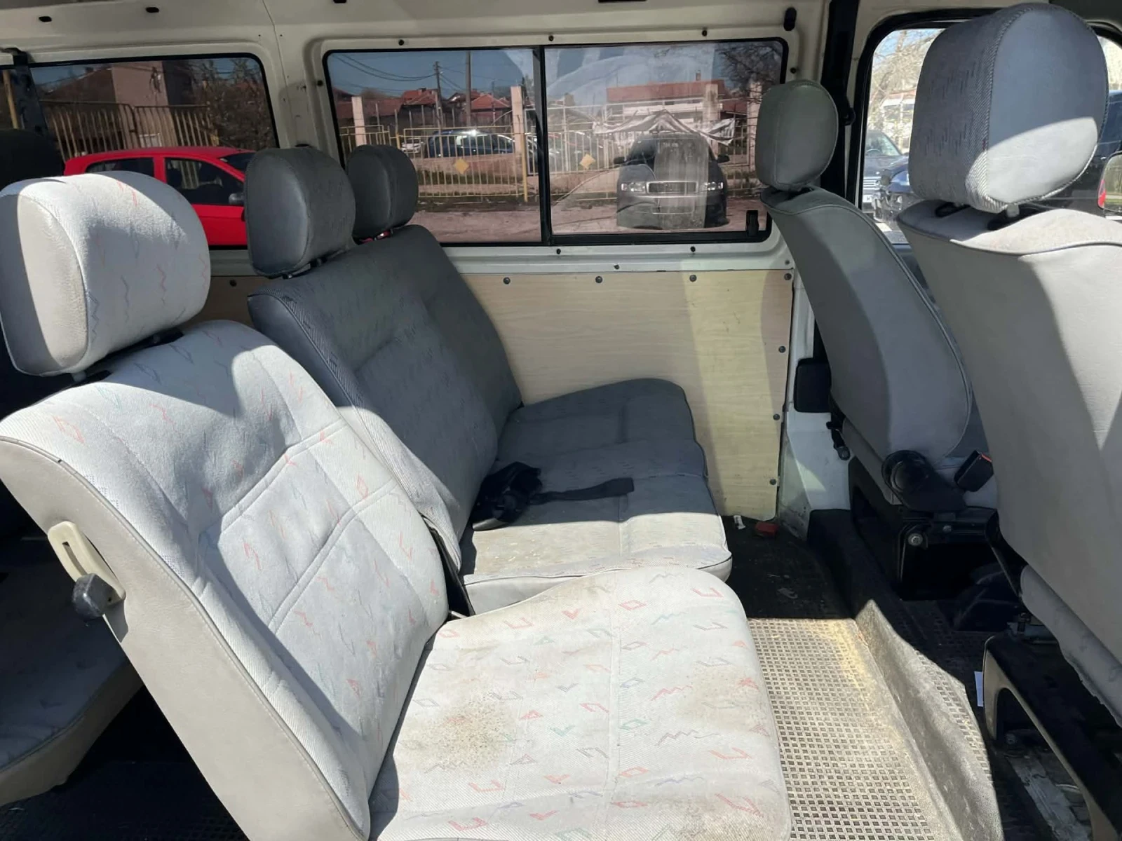 VW T4 2.4 D  1995г. Във много добро състояние. , снимка 6 - Бусове и автобуси - 54175007