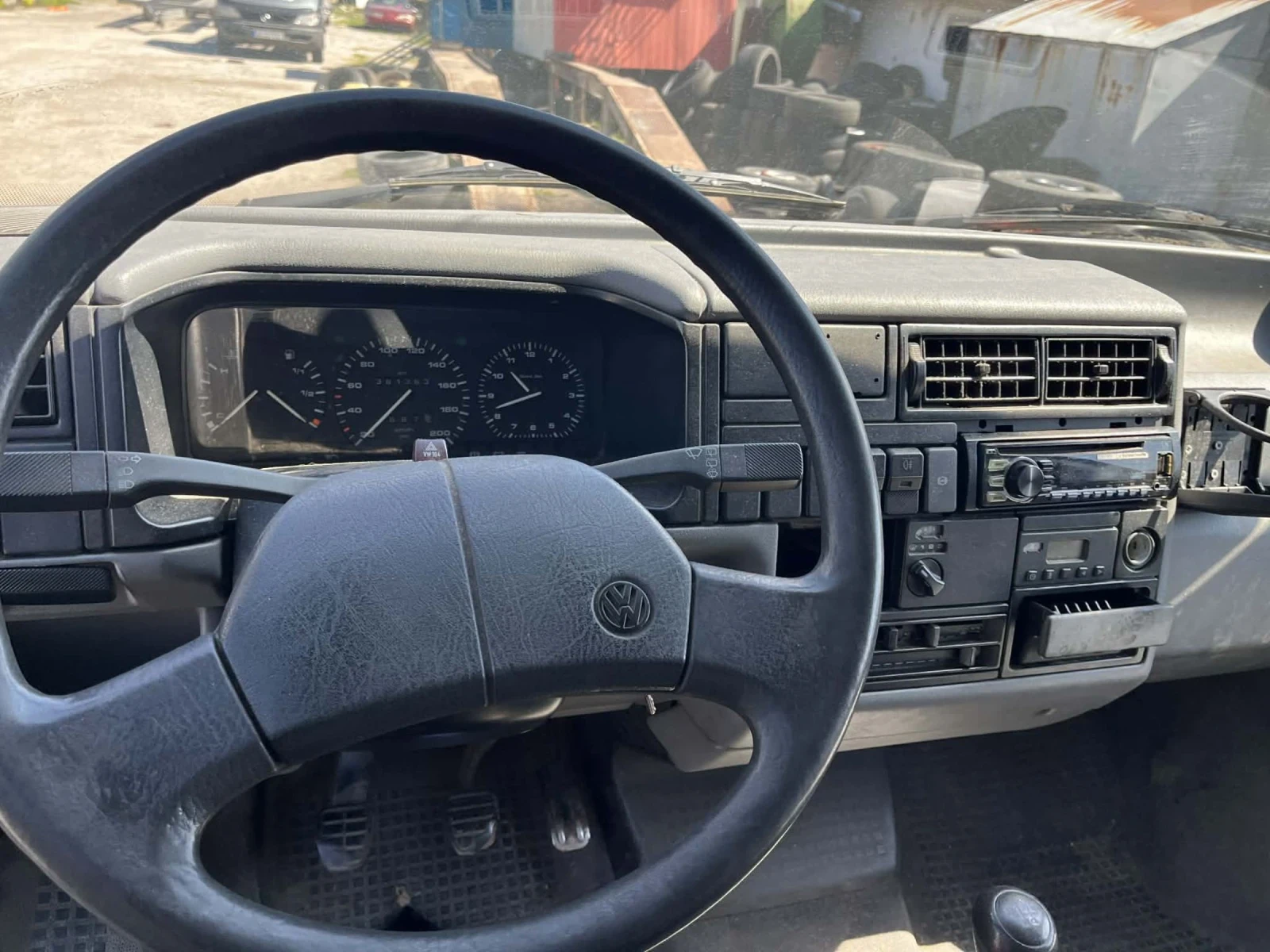 VW T4 2.4 D  1995г. Във много добро състояние. , снимка 8 - Бусове и автобуси - 54175007