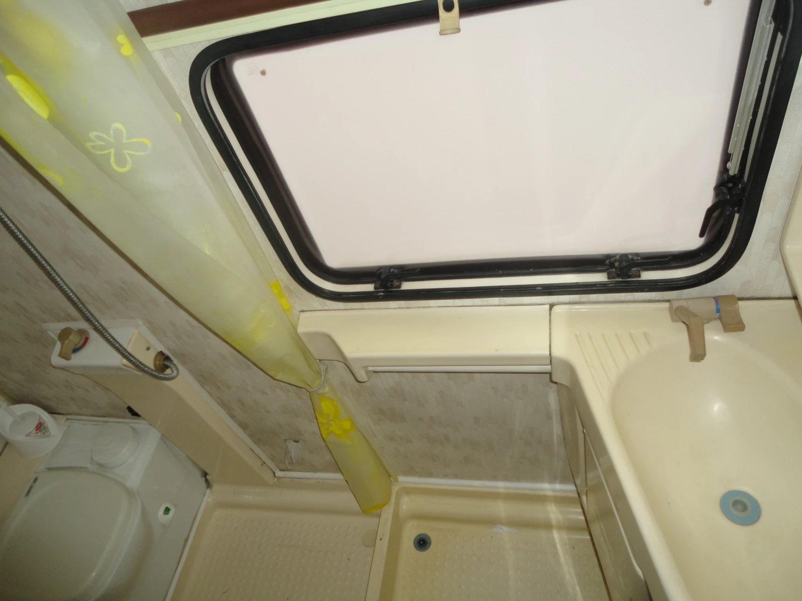 ������ Dethleffs | Mobile.bg � ����������� 17