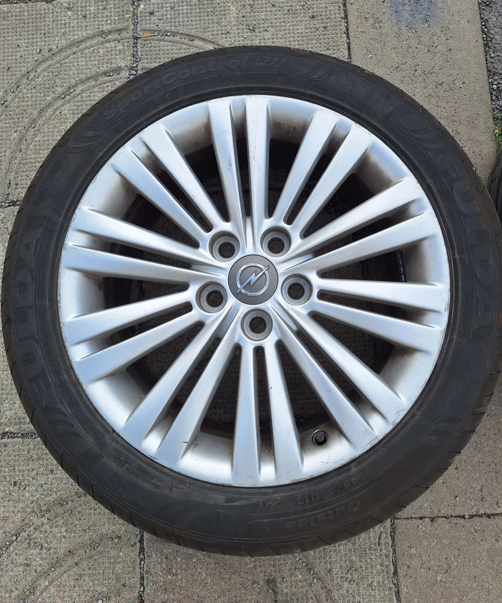 Гуми с джанти Fulda 245/45R18, снимка 2 - Гуми и джанти - 54425769