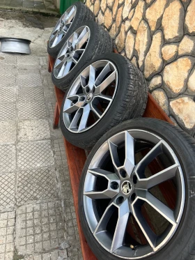    225/40R18 | Mobile.bg    12