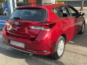 Toyota Auris Business 1.8 Hybrid, снимка 2