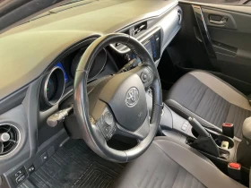 Toyota Auris Business 1.8 Hybrid, снимка 5