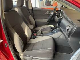 Toyota Auris Business 1.8 Hybrid, снимка 7