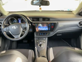 Toyota Auris Business 1.8 Hybrid, снимка 3
