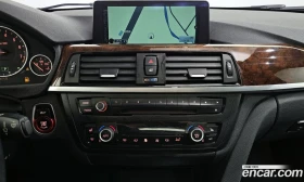 BMW 320 320i, снимка 14