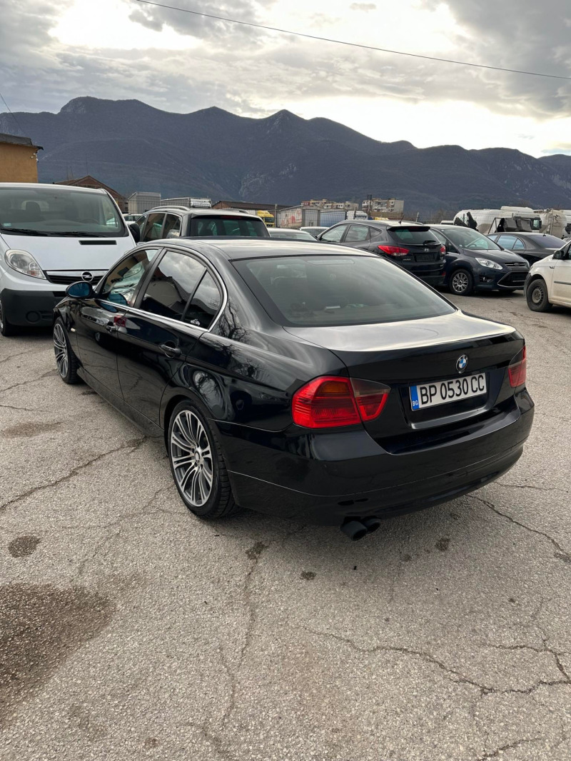 BMW 330, снимка 3 - Автомобили и джипове - 46378680