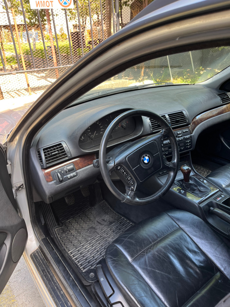BMW 320, снимка 5 - Автомобили и джипове - 46287147