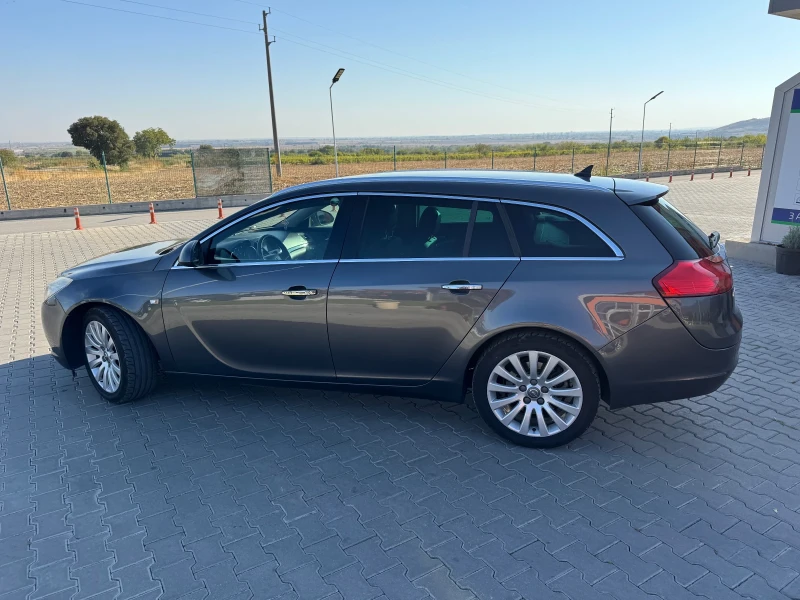 Opel Insignia, снимка 7 - Автомобили и джипове - 47388465