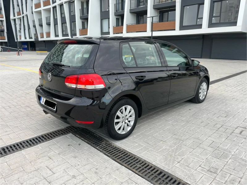 VW Golf 2.0TDI Комънреил, снимка 5 - Автомобили и джипове - 47476583