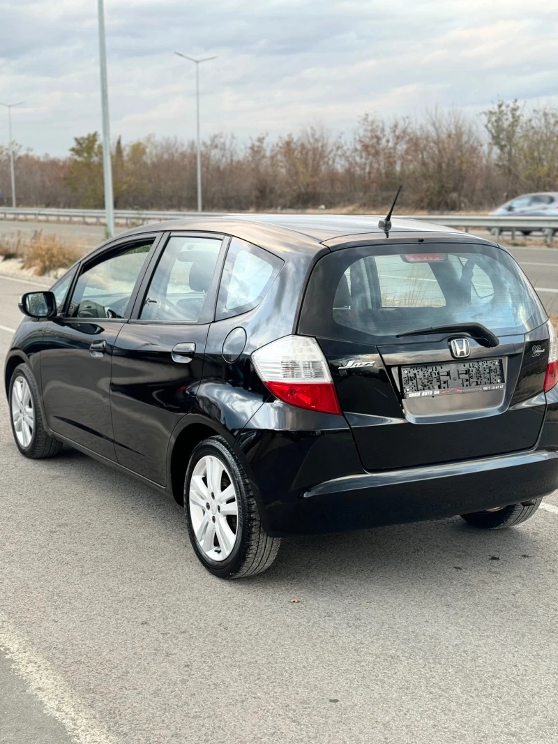 Honda Jazz 1.4 , снимка 6 - Автомобили и джипове - 48069634