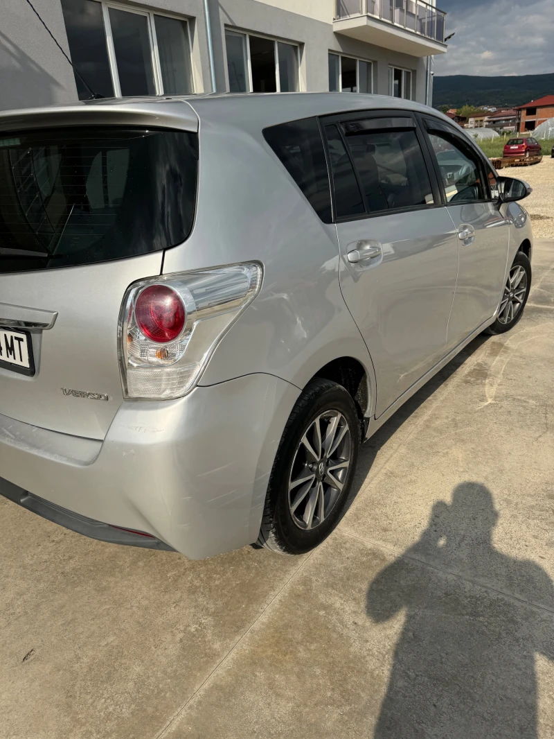 Toyota Verso 1.6D4D 112 К.С, снимка 4 - Автомобили и джипове - 48214715