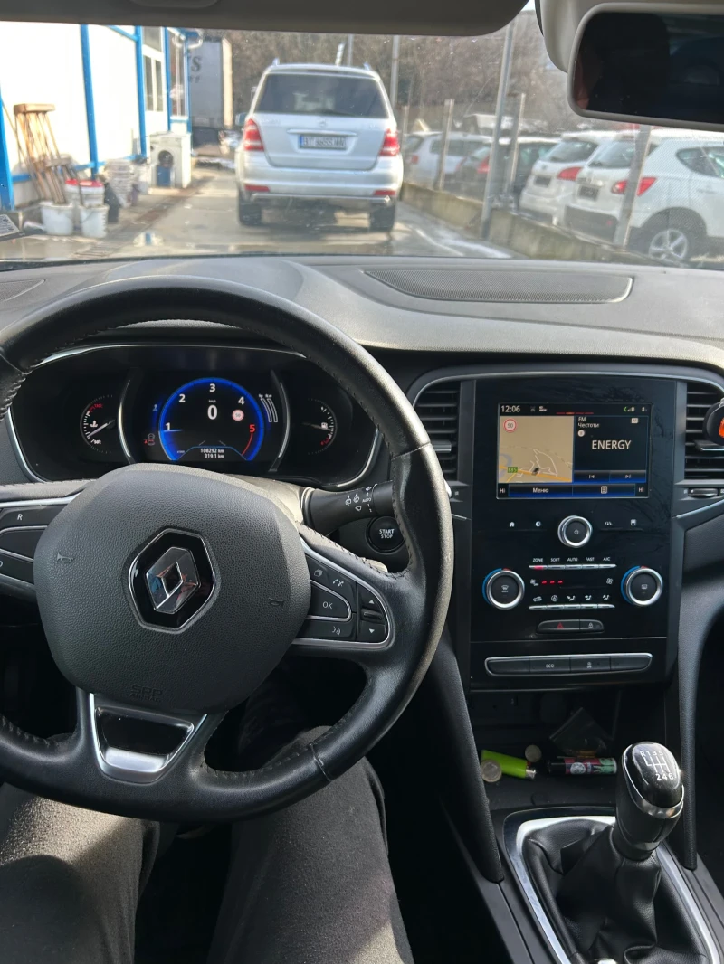 Renault Megane, снимка 10 - Автомобили и джипове - 48441200