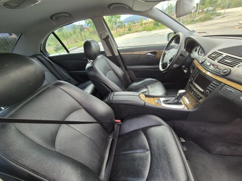 Mercedes-Benz E 500 5.0 4x4 LPG, снимка 13 - Автомобили и джипове - 51469353