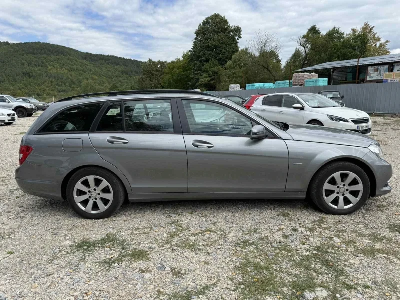 Mercedes-Benz C 220 BLUEEFFICENCY/AUTOMATIC/NAVI, снимка 4 - Автомобили и джипове - 51570737