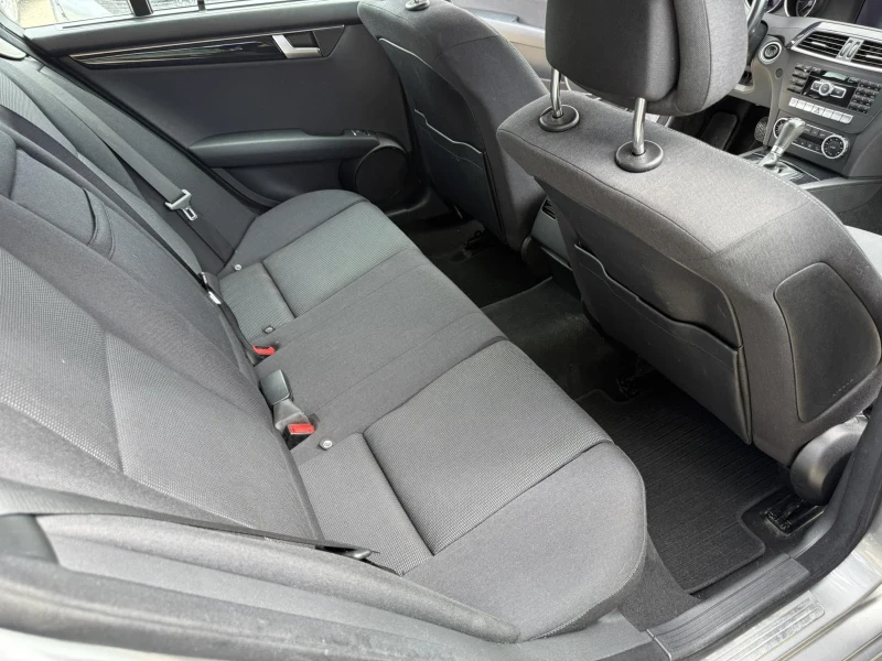 Mercedes-Benz C 220 BLUEEFFICENCY/AUTOMATIC/NAVI, снимка 13 - Автомобили и джипове - 51570737