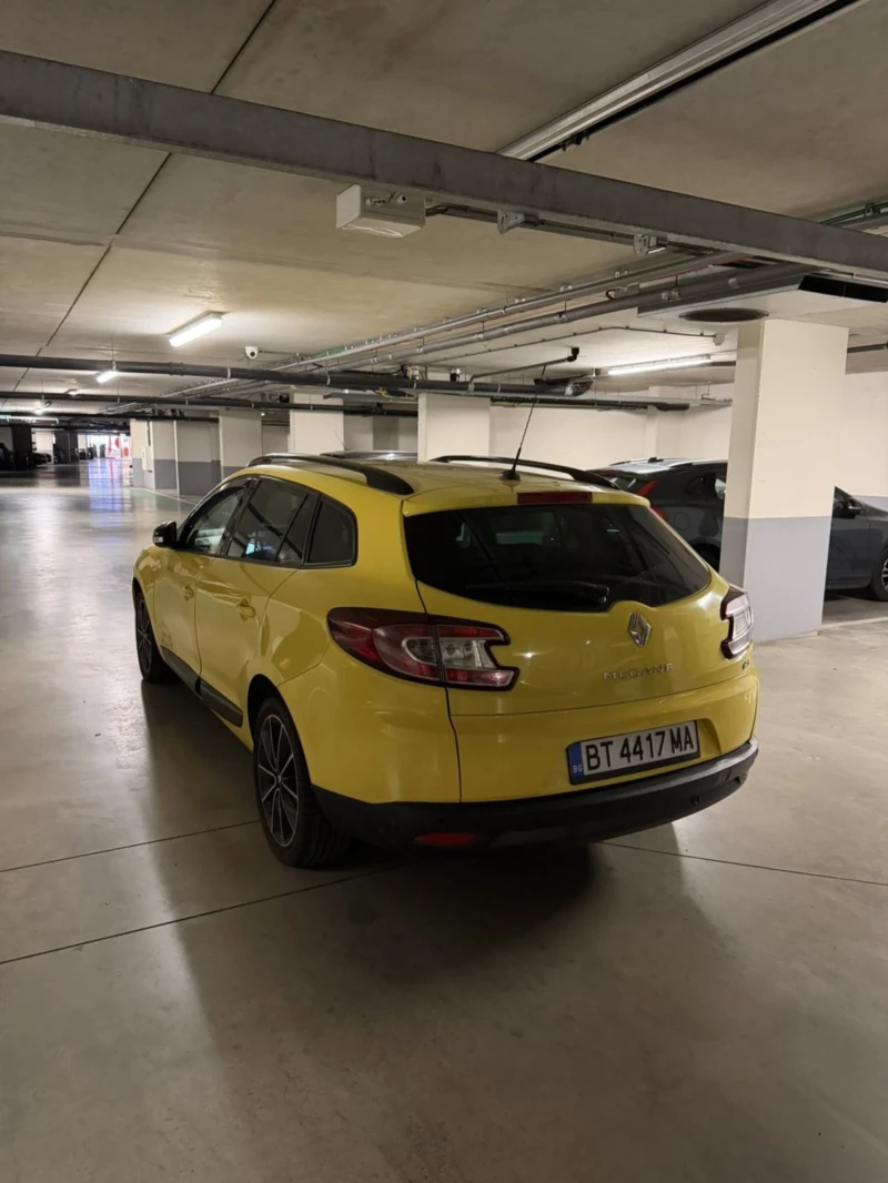 Renault Megane 1.6 D, снимка 3 - Автомобили и джипове - 51738530