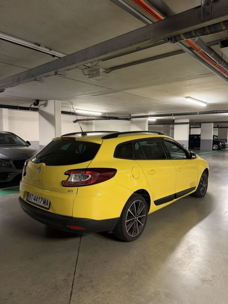 Renault Megane 1.6 D, снимка 4 - Автомобили и джипове - 51738530
