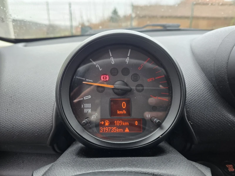 Mini D one 1.6d 90к.с Топ състояние , снимка 16 - Автомобили и джипове - 52671688