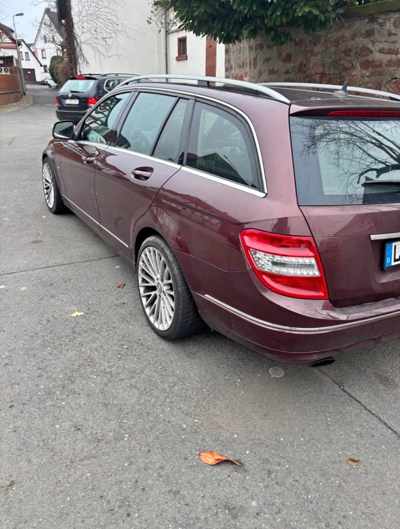 Mercedes-Benz C 320 V6, снимка 3 - Автомобили и джипове - 53089177