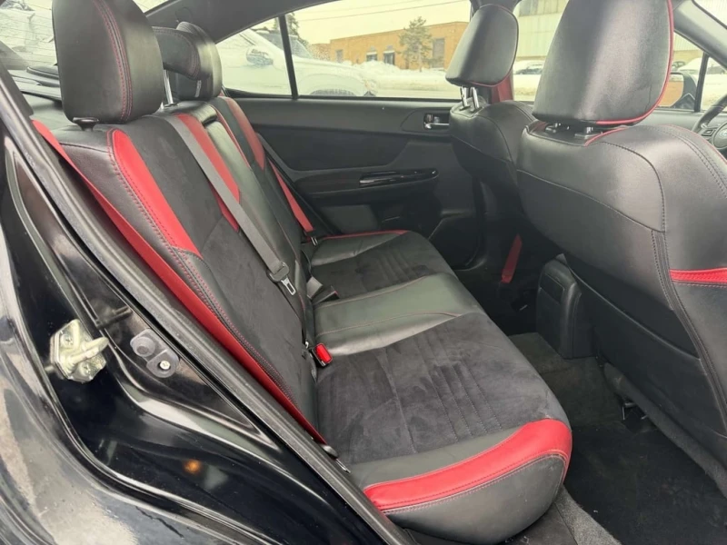 Subaru WRX * STI high+ W+ KA+ RE+ BSD+ NAVI(H/K)+ M/R * CARFA, снимка 12 - Автомобили и джипове - 53246184