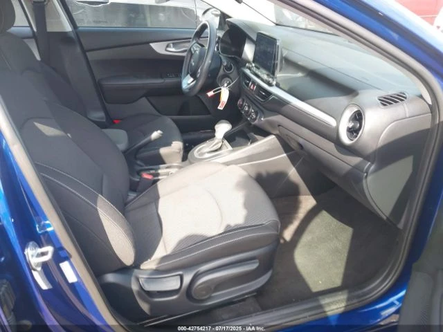Kia Forte LXS - изображение 5