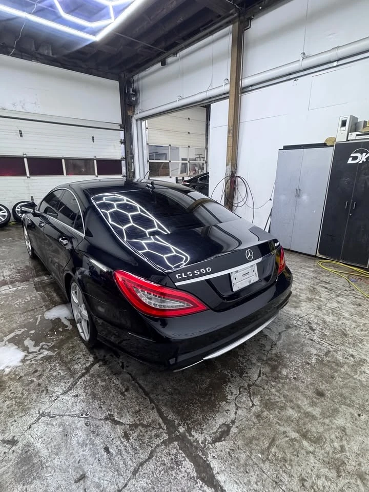 Mercedes-Benz CLS 550 С РЕГИСТРАЦИЯ & АВТО КРЕДИТ, снимка 3 - Автомобили и джипове - 53521201