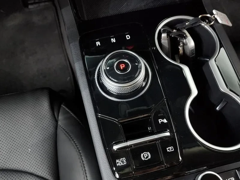 Kia K5, снимка 9 - Автомобили и джипове - 55027176