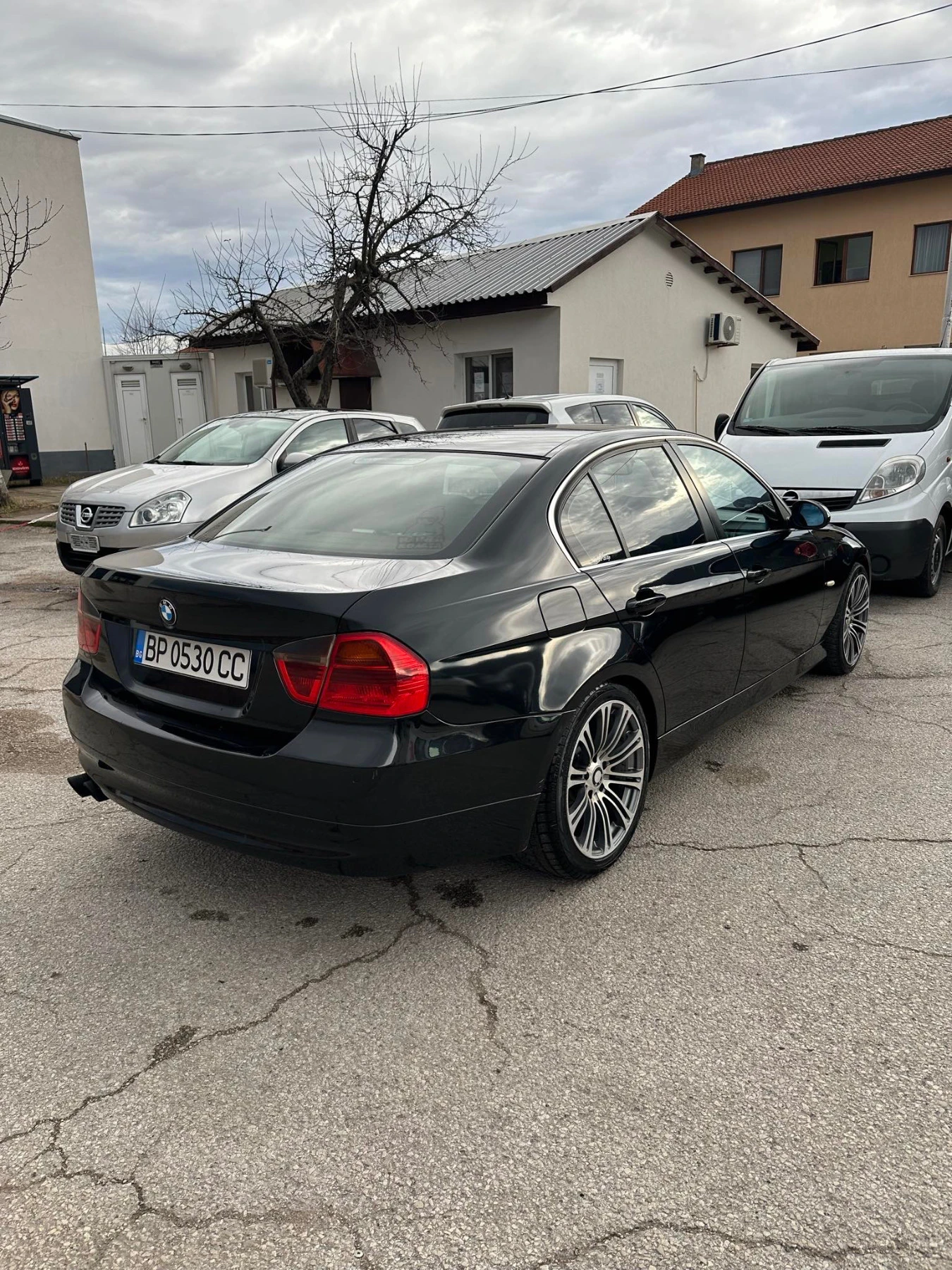 BMW 330  - изображение 5