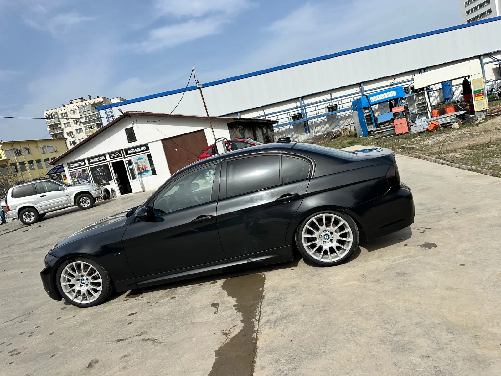 BMW 320 320d - изображение 5