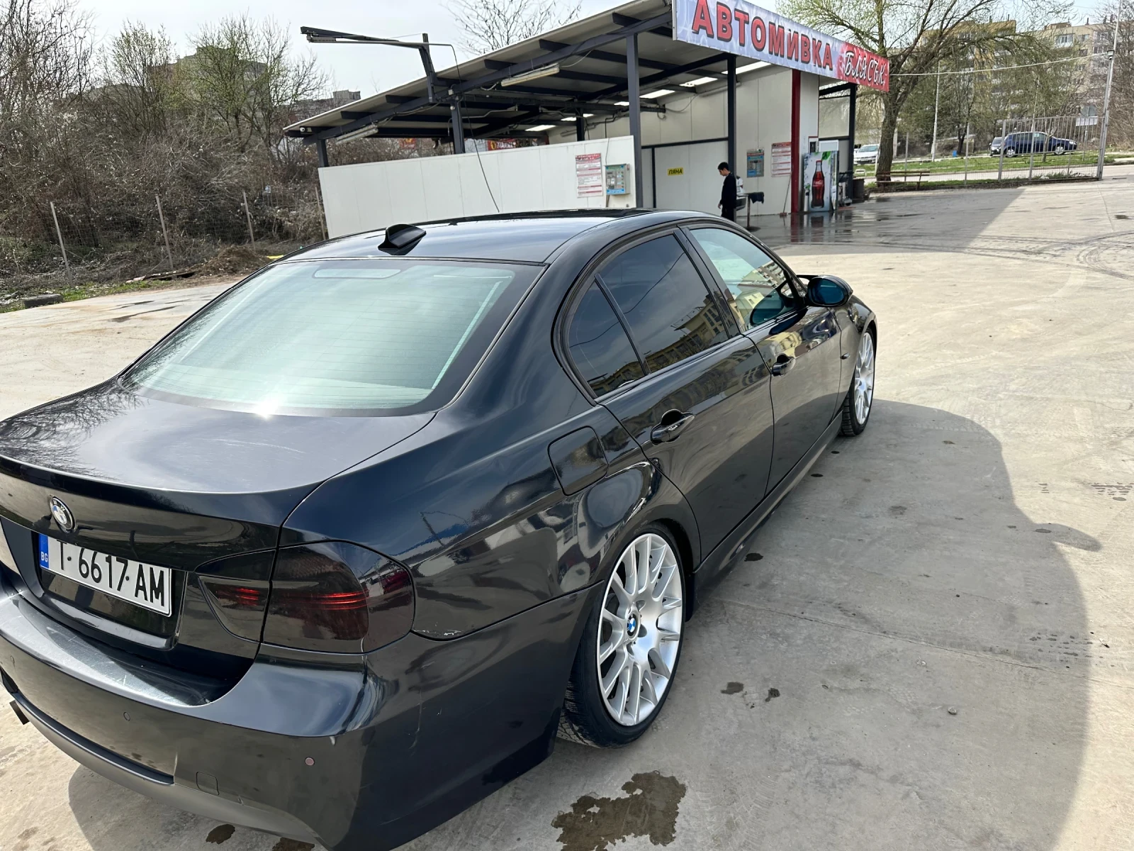 BMW 320 320d - изображение 7