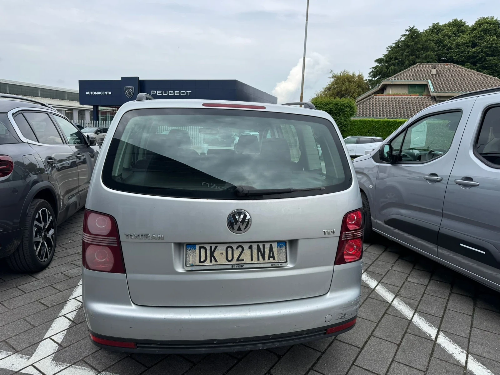 VW Touran ИТАЛИЯ/1.9/105 коня/климатик - изображение 7