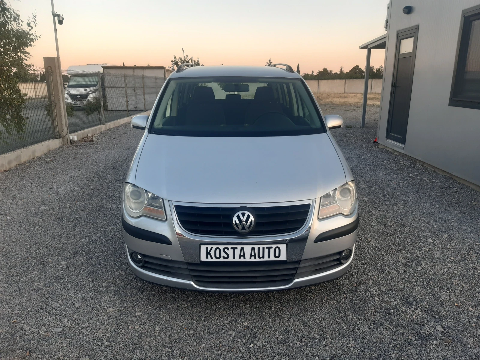 VW Touran ИТАЛИЯ/1.9/105 коня - изображение 9