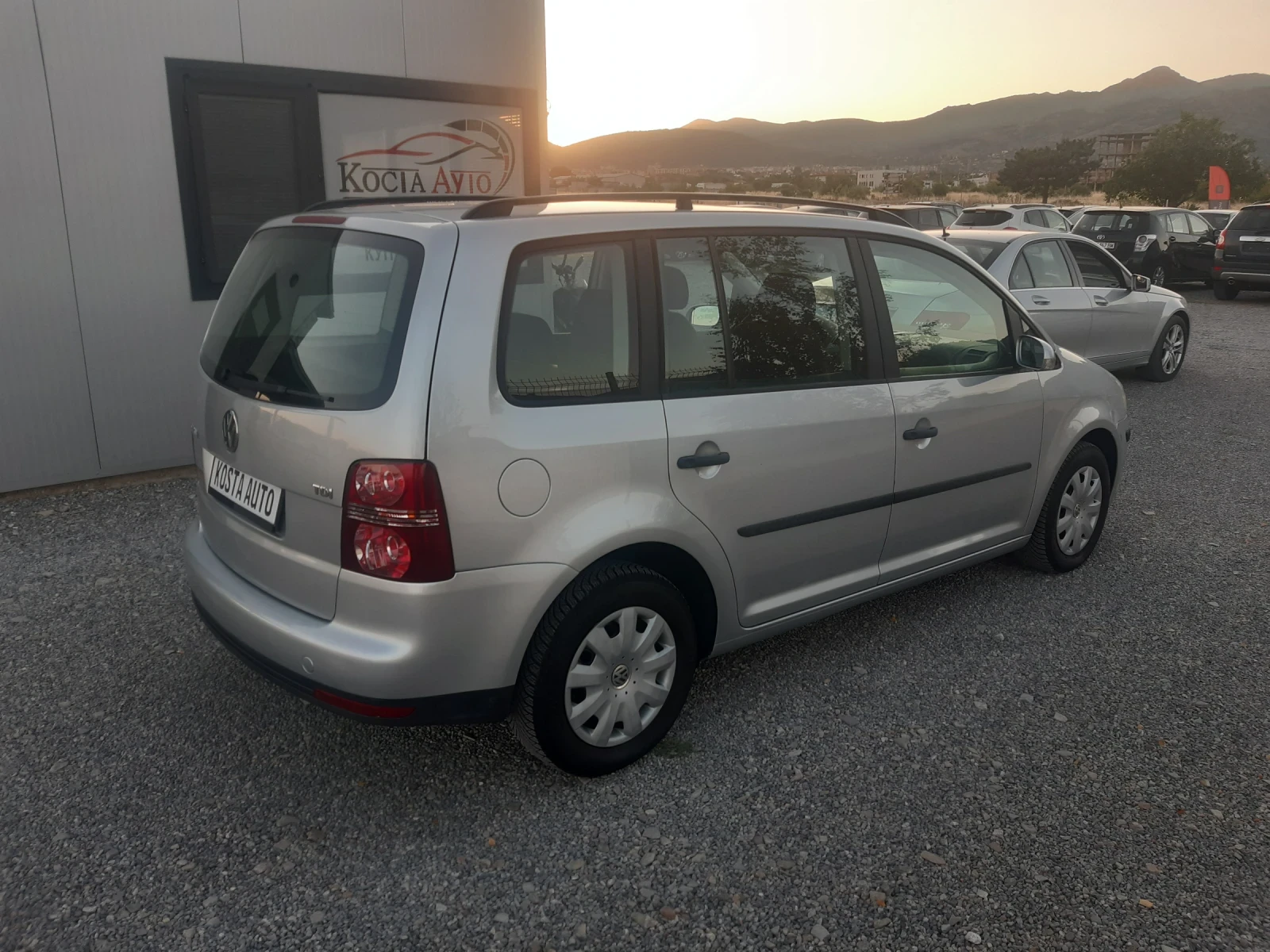VW Touran ИТАЛИЯ/1.9/105 коня - изображение 3