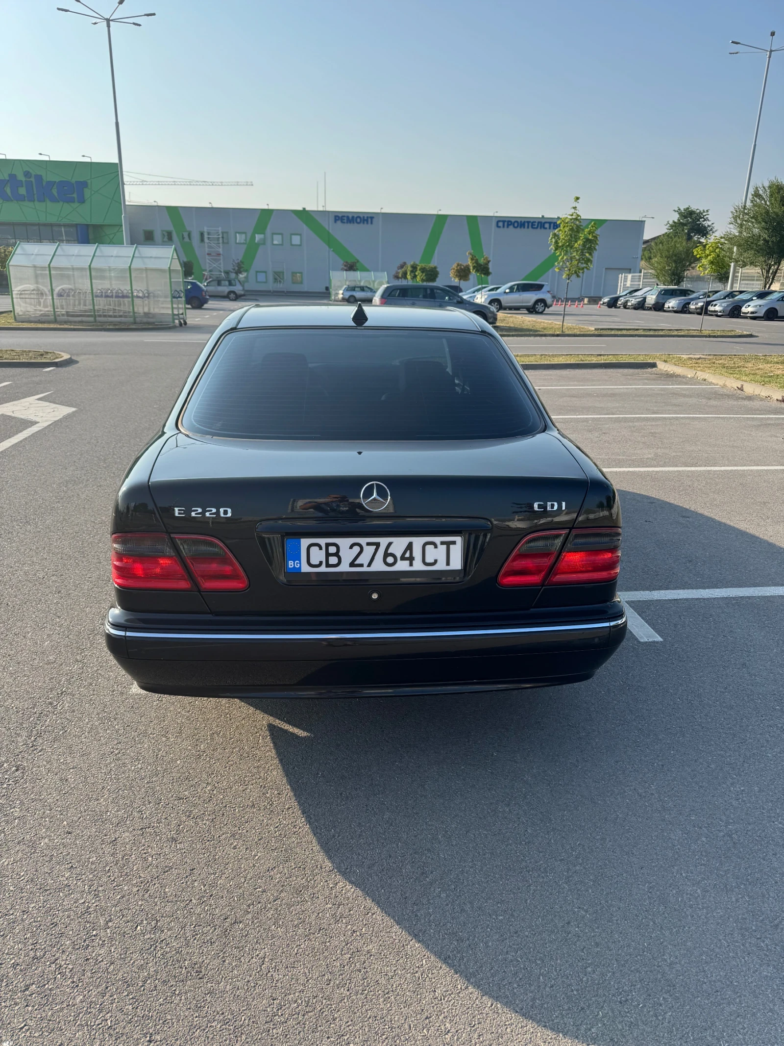 Mercedes-Benz E 220  - изображение 5