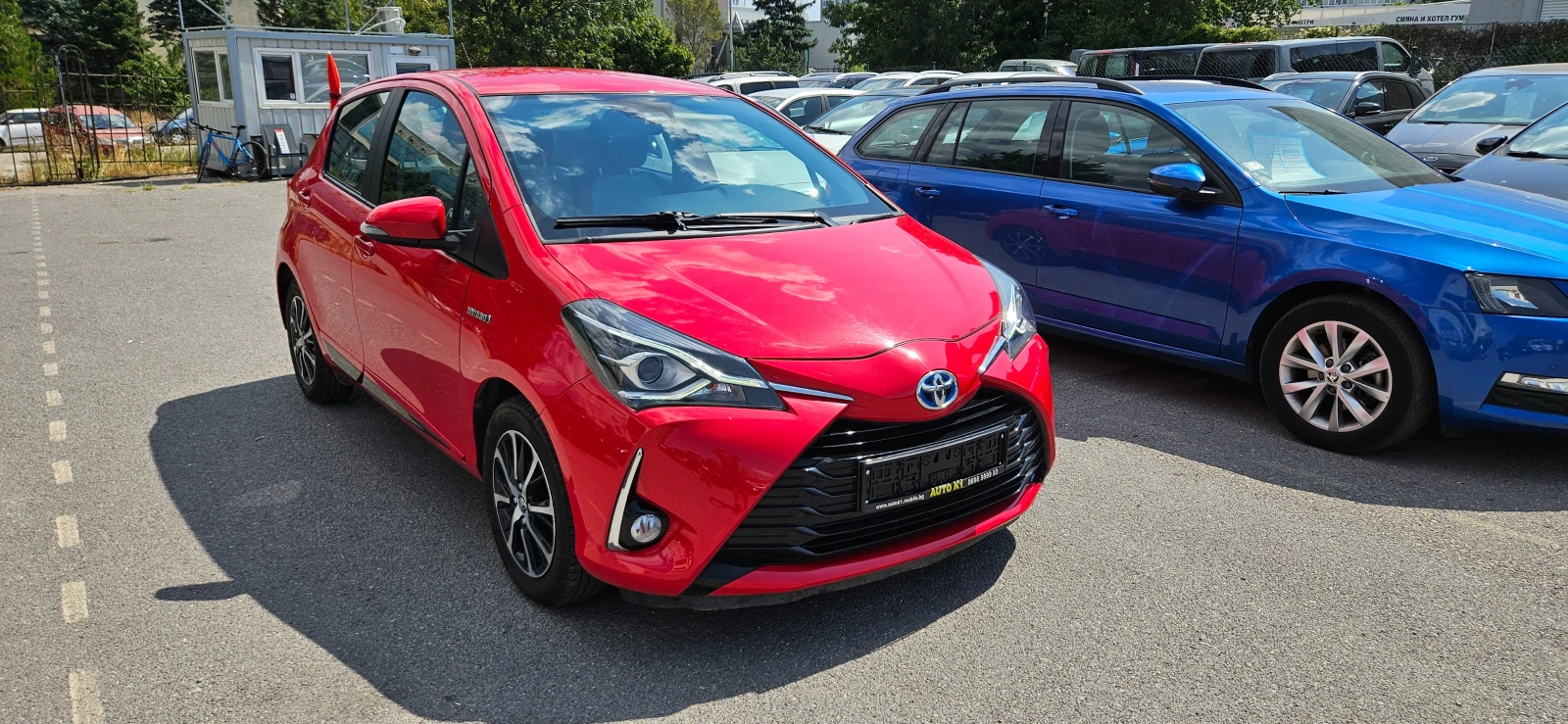Toyota Yaris 1.5 Hybrid E-CVT Style - изображение 3