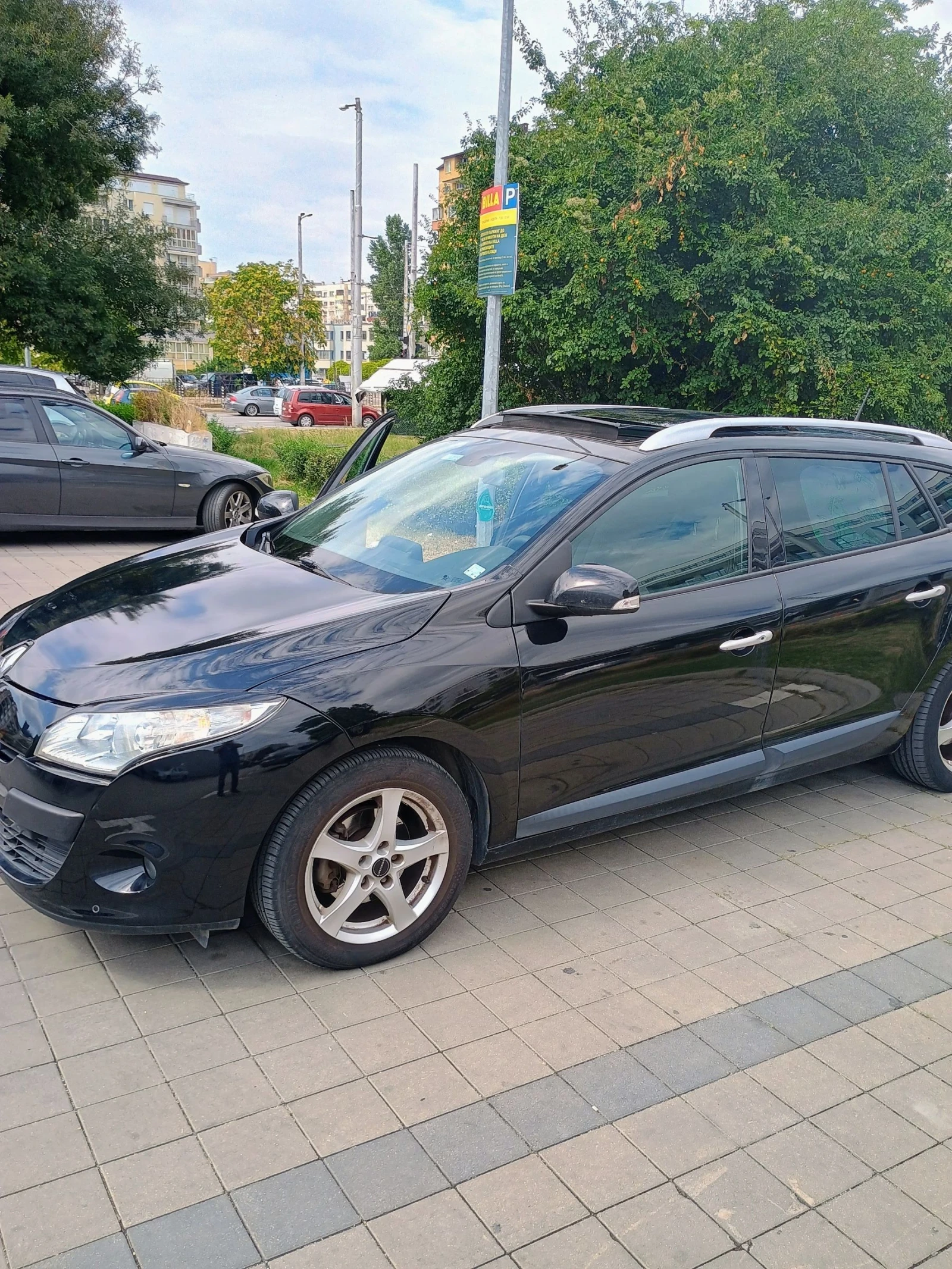 Renault Megane Газ-бензин, автоматик, Navi - изображение 3