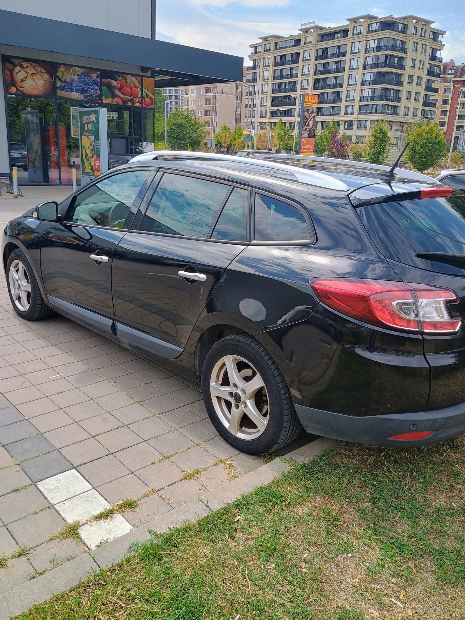 Renault Megane Газ-бензин, автоматик, Navi - изображение 4